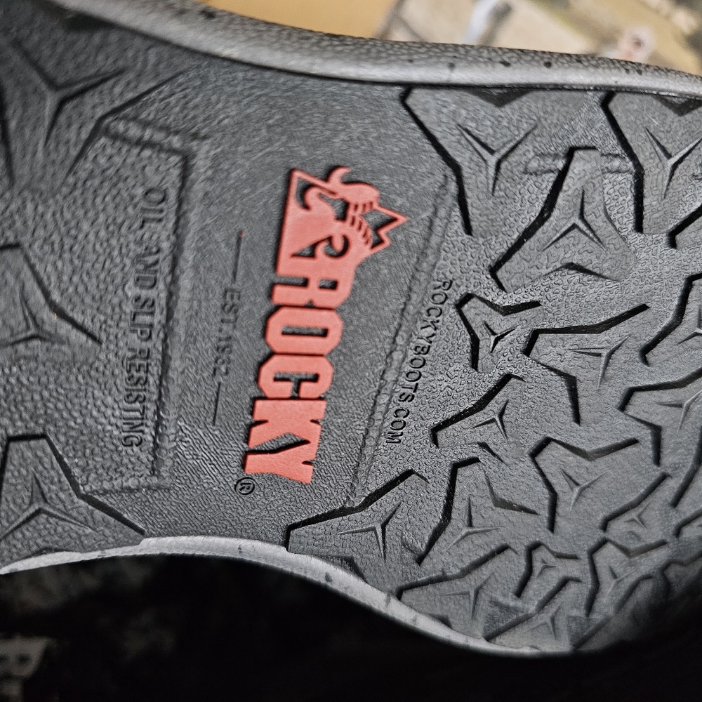 ROCKY Men's Rocky Industrial Athletix Lo-Top Composite Toe Work Shoe - Picture 12 of 13